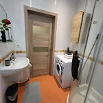 Solarisstudioapartments Near The Airport Appartamento