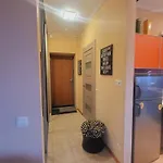 Solarisstudioapartments Near The Airport Appartamento