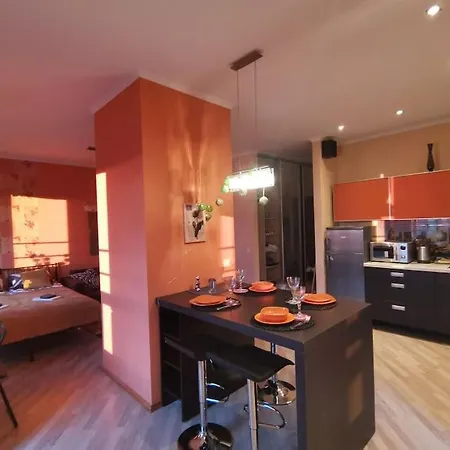 아파트 Solarisstudioapartments Near The Airport