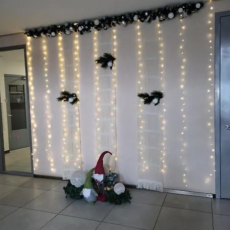 Solarisstudioapartments Near The Airport * Riga