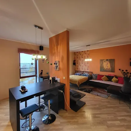 Solarisstudioapartments Near The Airport 아파트 리가