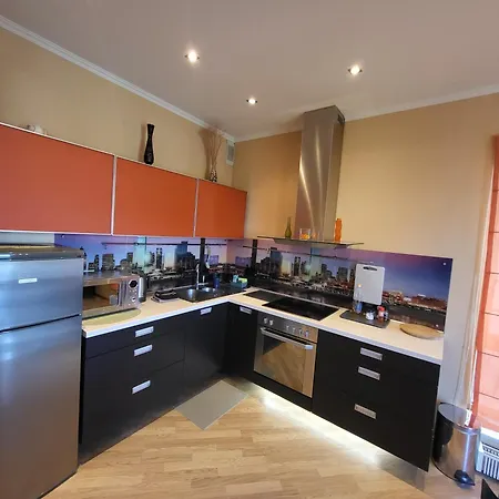 Solarisstudioapartments Near The Airport