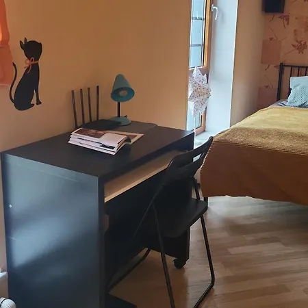 아파트 Solarisstudioapartments Near The Airport