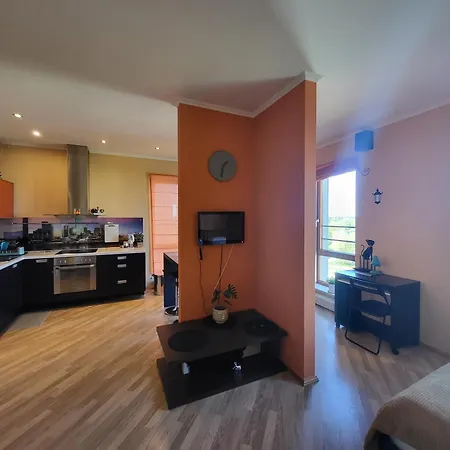 Solarisstudioapartments Near The Airport * Riga