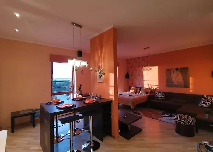 Solarisstudioapartments Near The Airport