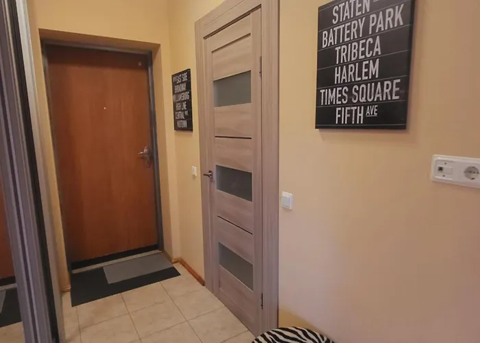 Solarisstudioapartments Near The Airport Апартаменты