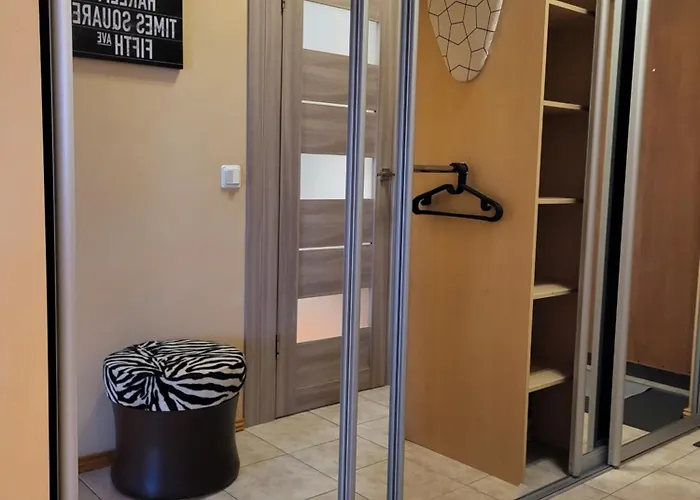 Апартаменты Solarisstudioapartments Near The Airport *