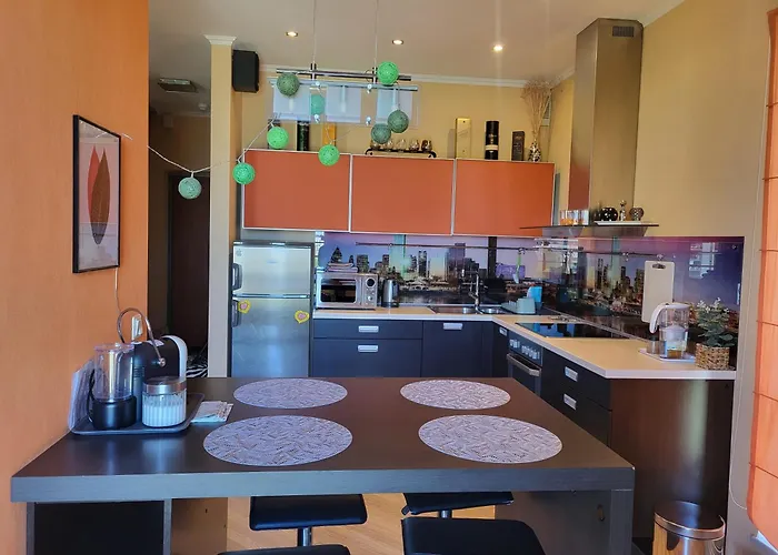 Solarisstudioapartments Near The Airport Апартаменты