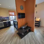 Апартаменти Solarisstudioapartments Near The Airport Рига