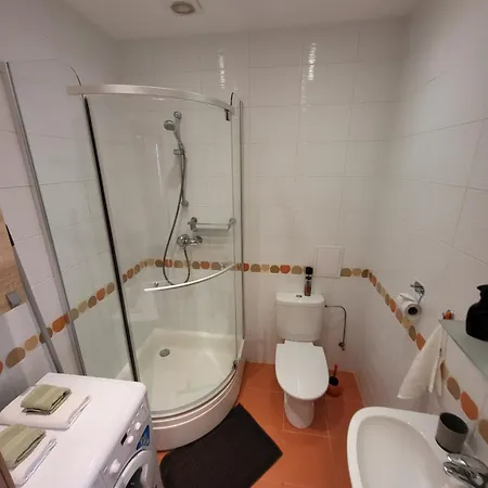 Solarisstudioapartments Near The Airport